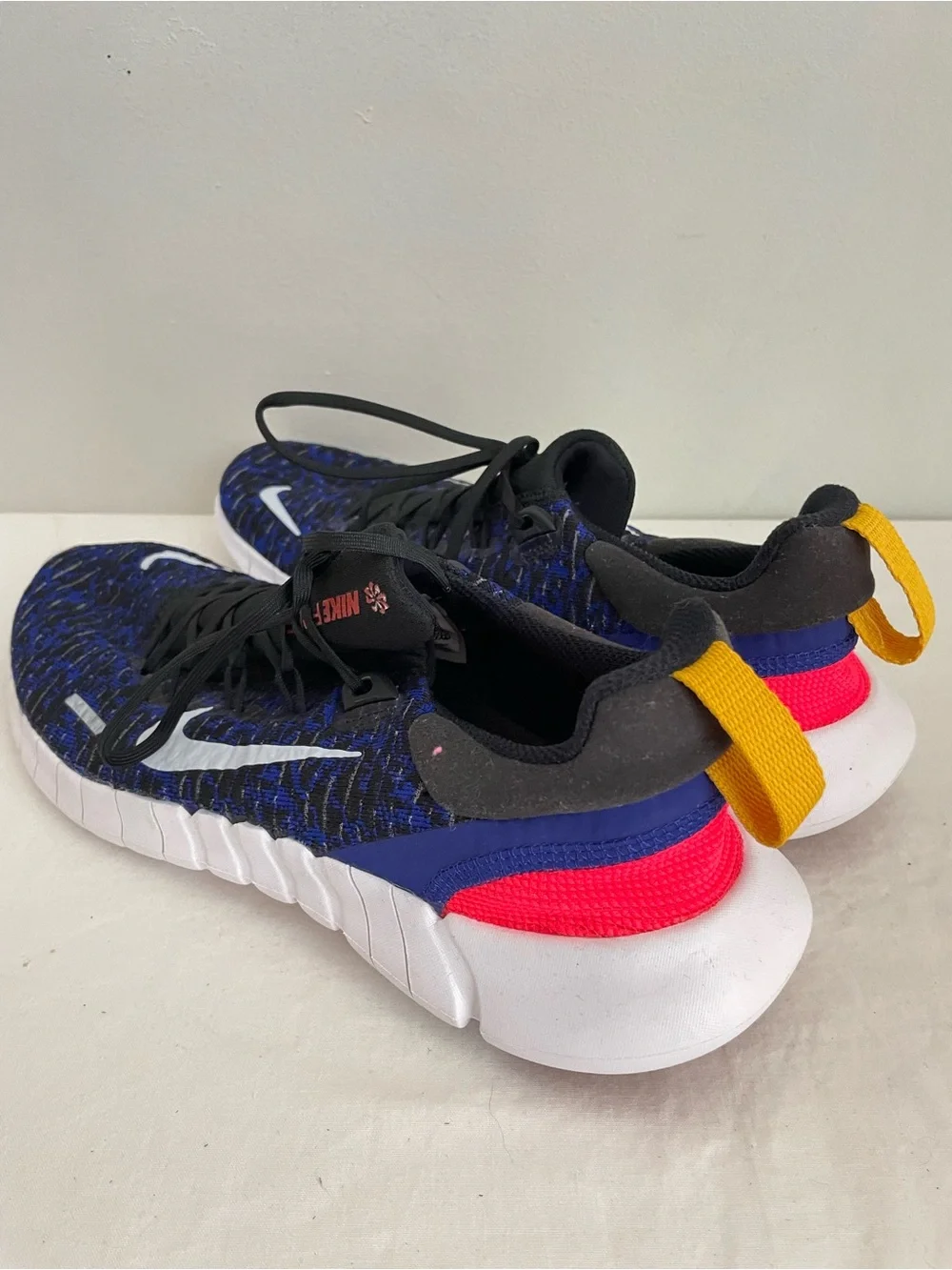 Nike Free Run 5.0 Mens Size 9.5 Black Concord Cinnabar Shoes
